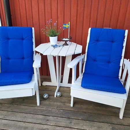 Minihus Med Stor Traedgardstomt Naera Golf Och Hav Βίλα Trosa Εξωτερικό φωτογραφία